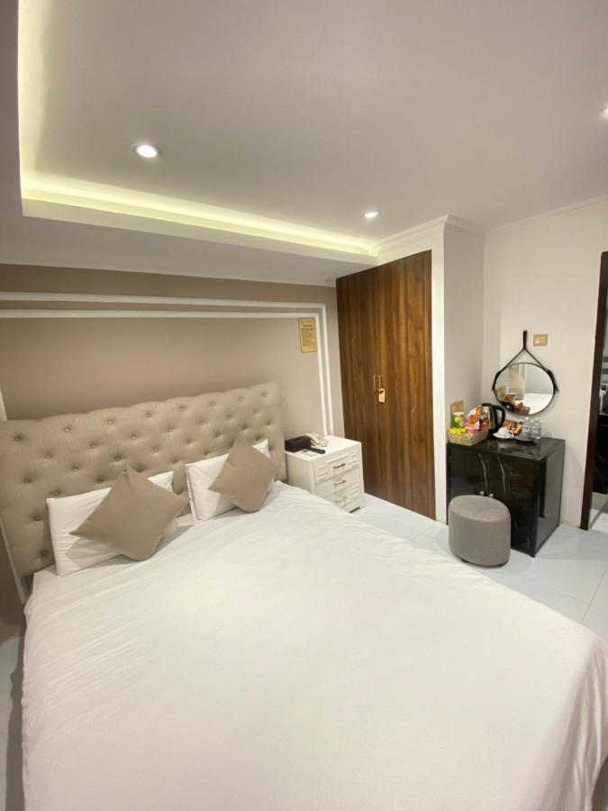 Phuoc Hung 2 Hotel หวินห์ลอง ภายนอก รูปภาพ